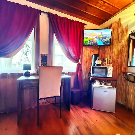 Complex Arbanashki Style-Panoramic View With Summer And Winter Terrace, Jacuzzi, Sauna, Children'S And Adult Area With Cinema Summer Arbanasi Eksteriør billede
