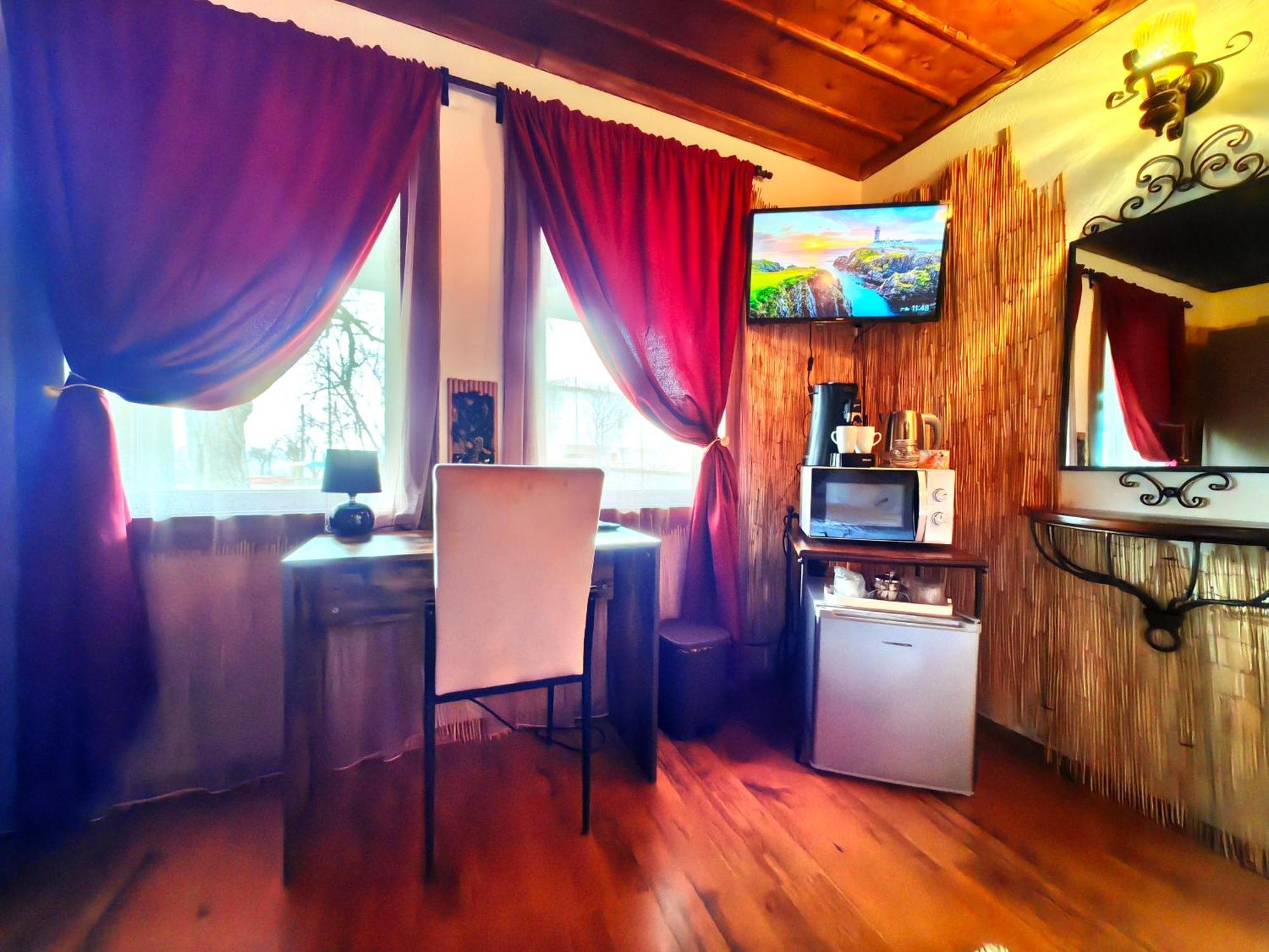 Complex Arbanashki Style-Panoramic View With Summer And Winter Terrace, Jacuzzi, Sauna, Children'S And Adult Area With Cinema Summer Arbanasi Eksteriør billede