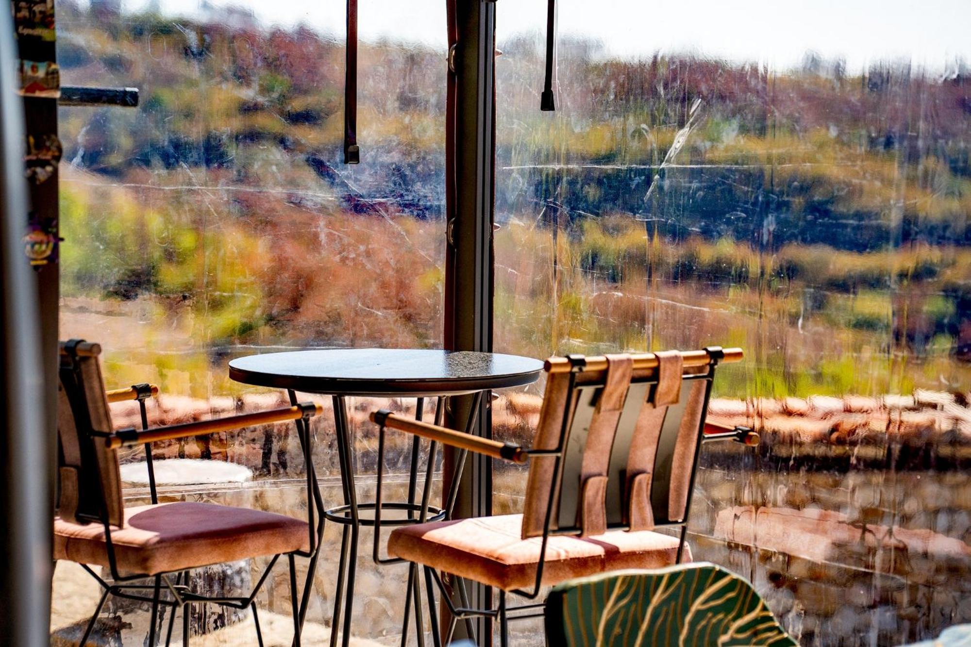 Complex Arbanashki Style-Panoramic View With Summer And Winter Terrace, Jacuzzi, Sauna, Children'S And Adult Area With Cinema Summer Arbanasi Eksteriør billede