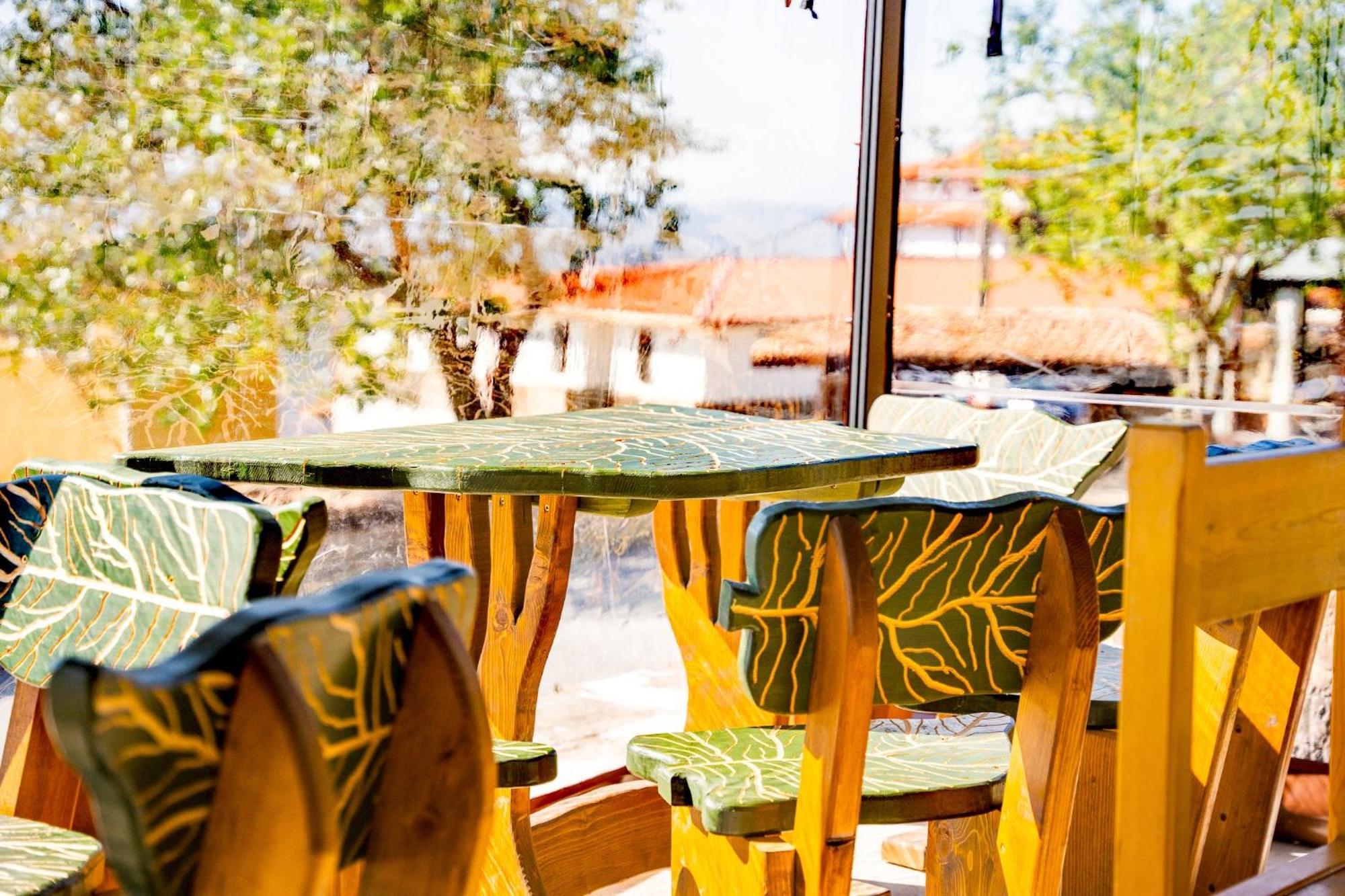 Complex Arbanashki Style-Panoramic View With Summer And Winter Terrace, Jacuzzi, Sauna, Children'S And Adult Area With Cinema Summer Arbanasi Eksteriør billede